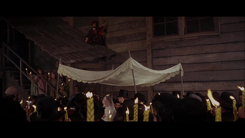 屋根の上のバイオリン弾きの画像