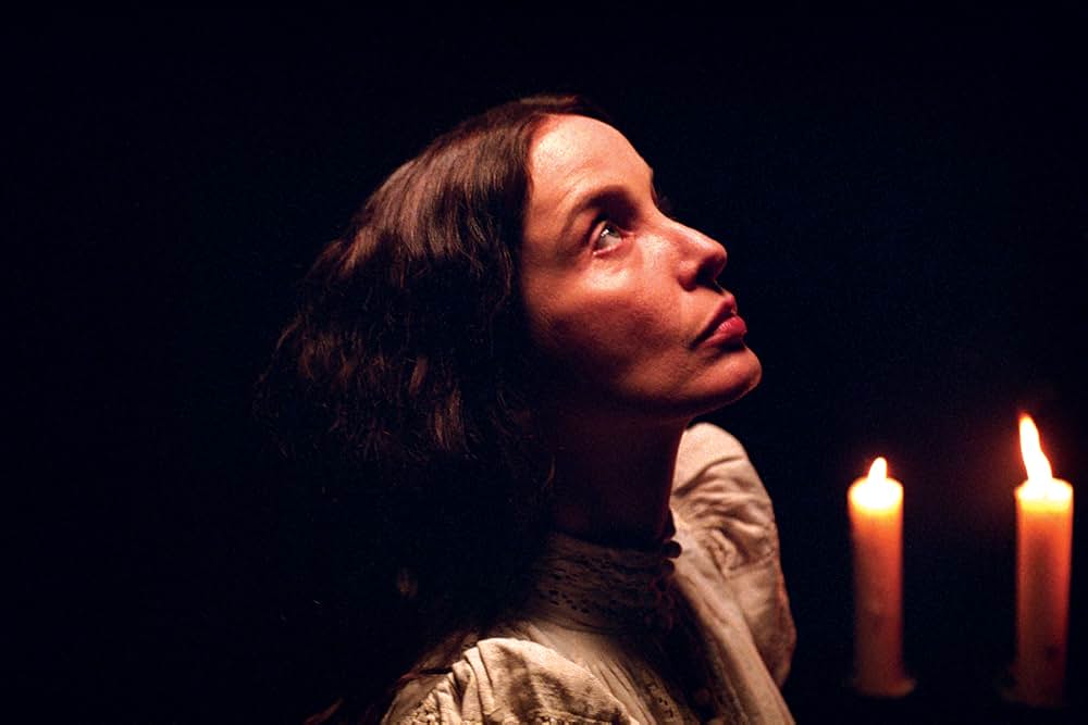 血の伯爵夫人の画像