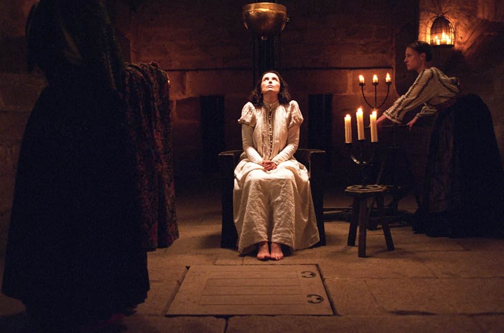 血の伯爵夫人の画像