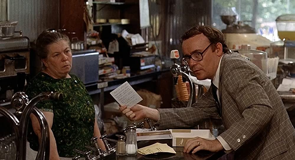 「パパ、ずれてるゥ!」バック・ヘンリーの画像