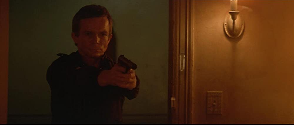 鷲は舞いおりたの画像