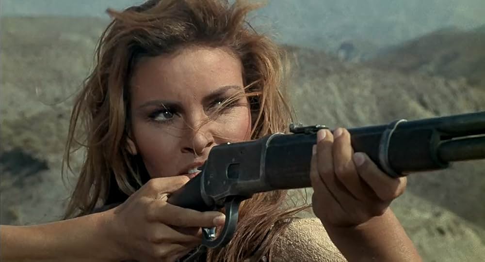 100挺のライフルの画像