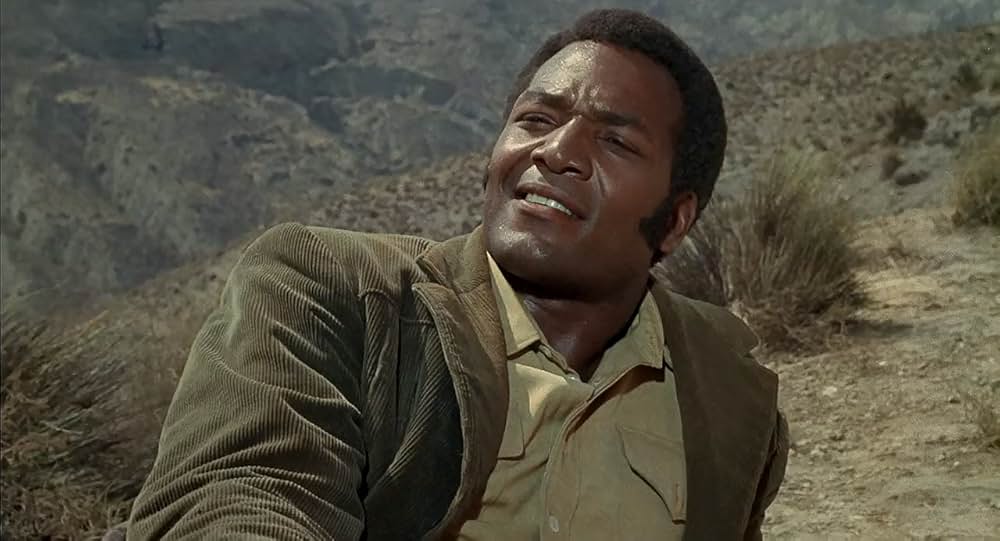 100挺のライフルの画像