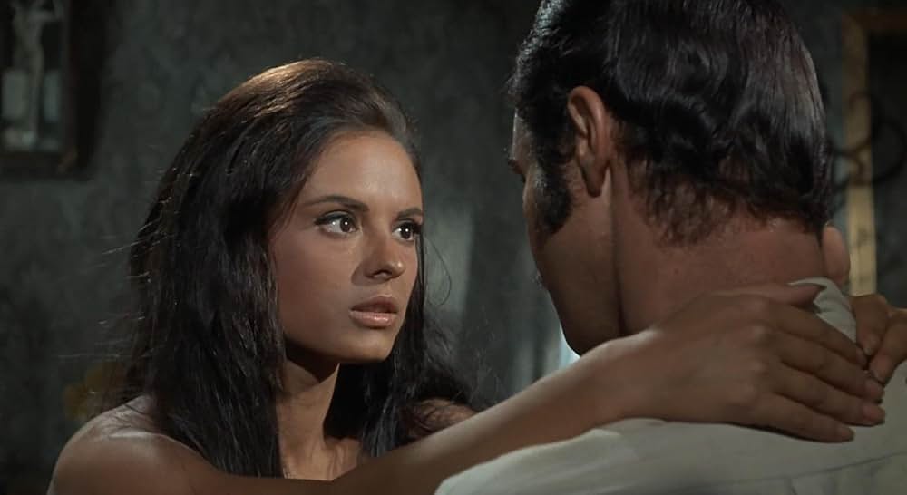 100挺のライフルの画像