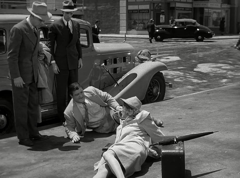 凸凹お化け騒動の画像