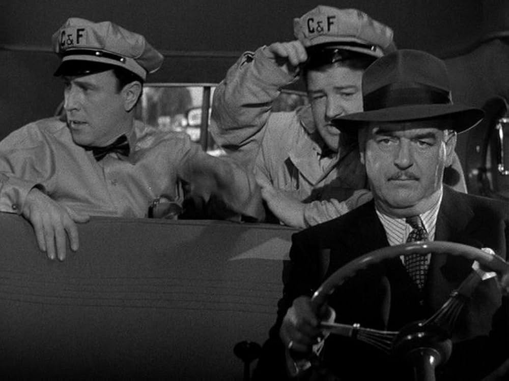 凸凹お化け騒動の画像