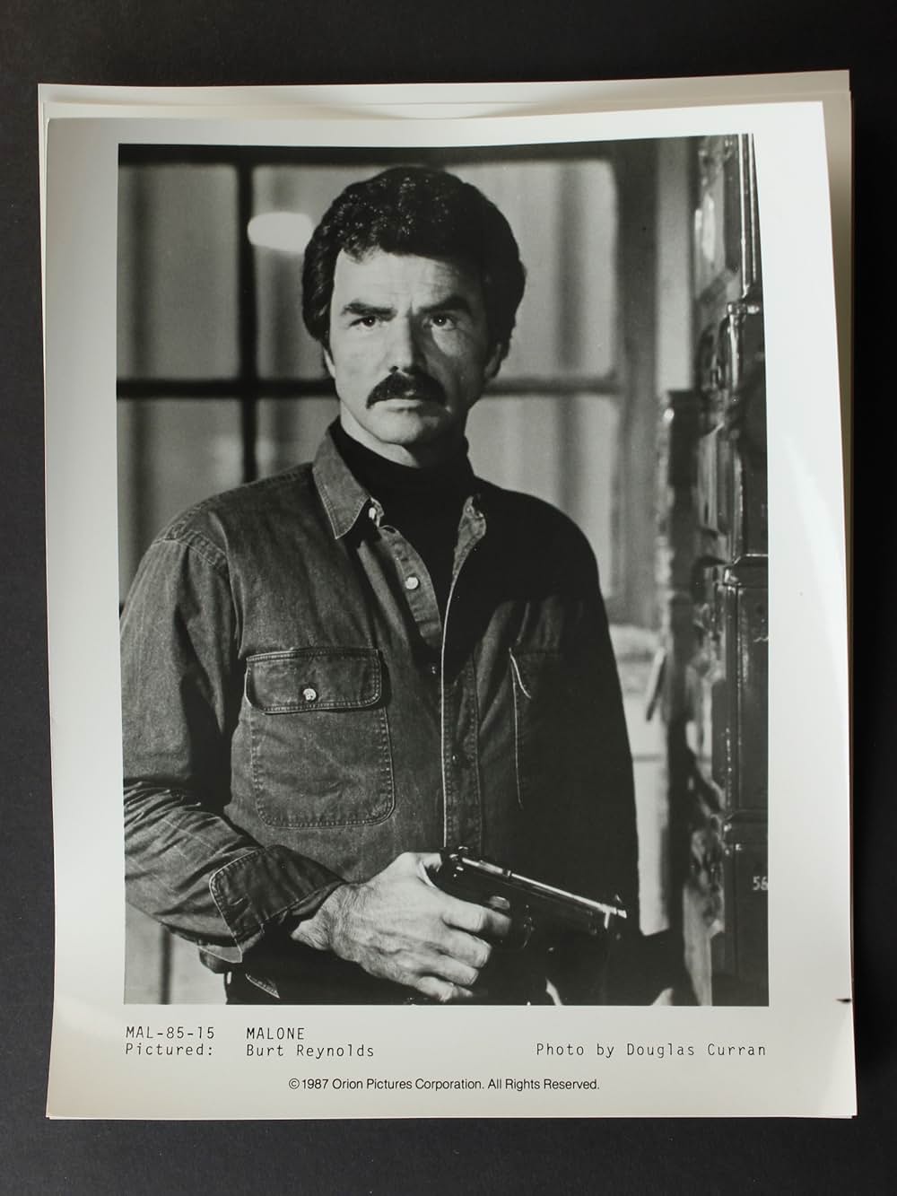 マローン／黒い標的の画像