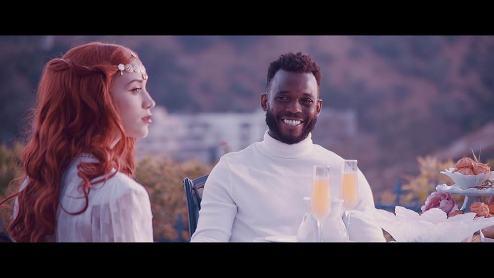 「Holiday Twist（原題）」の画像