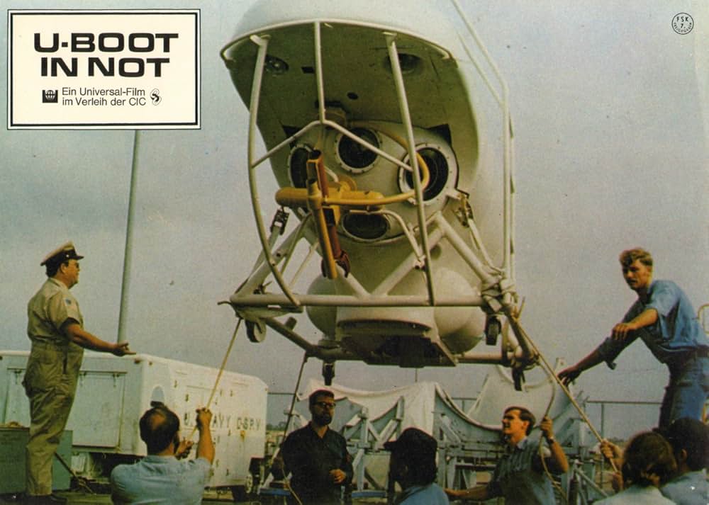 原子力潜水艦浮上せずの画像