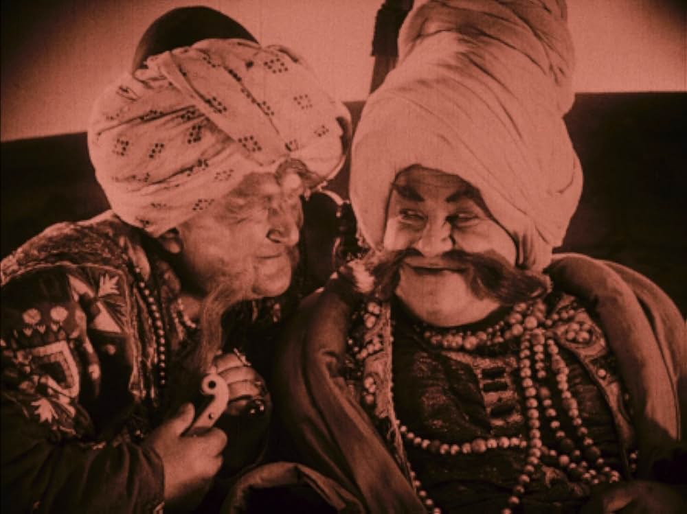 裏町の怪老窟の画像