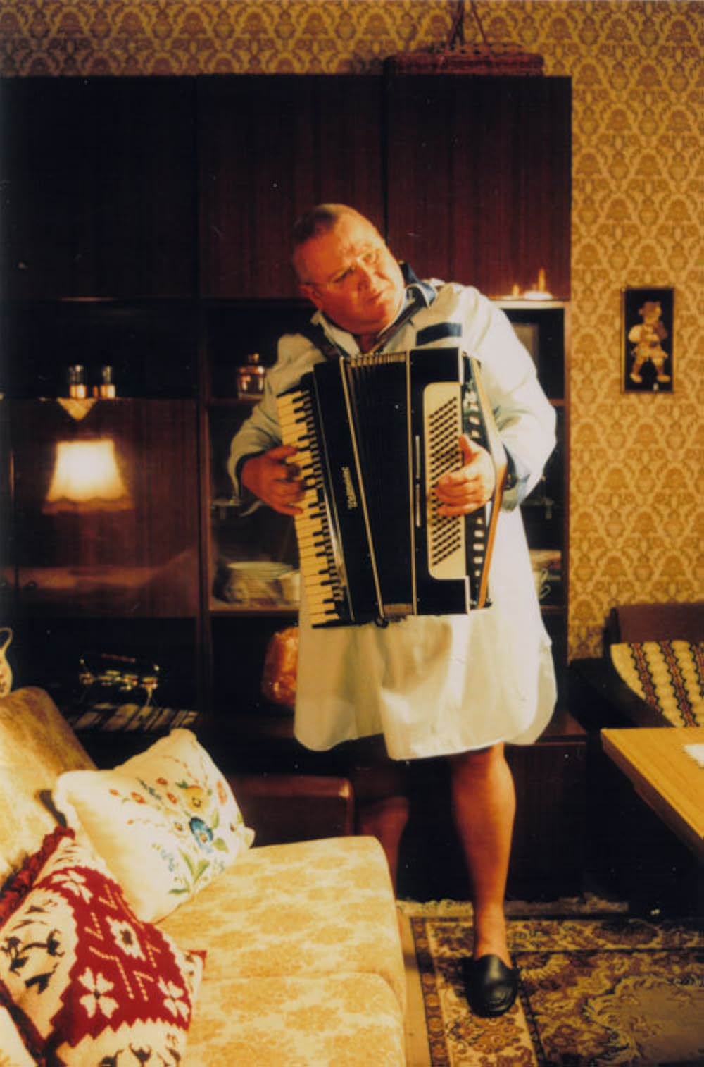 シュルツェ、ブルースへの旅立ちの画像