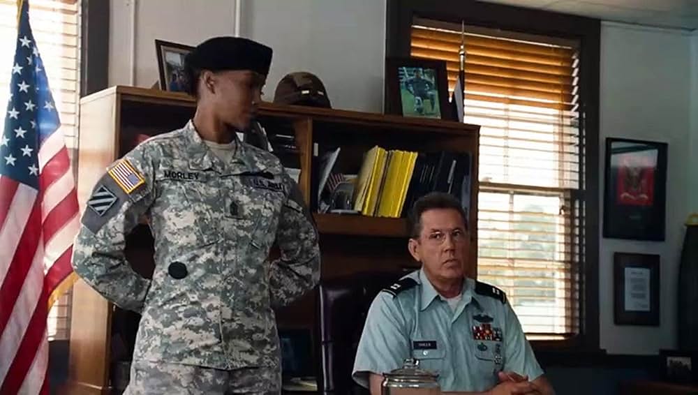 ジェシカ・シンプソンの ミリタリー・ブロンドの画像