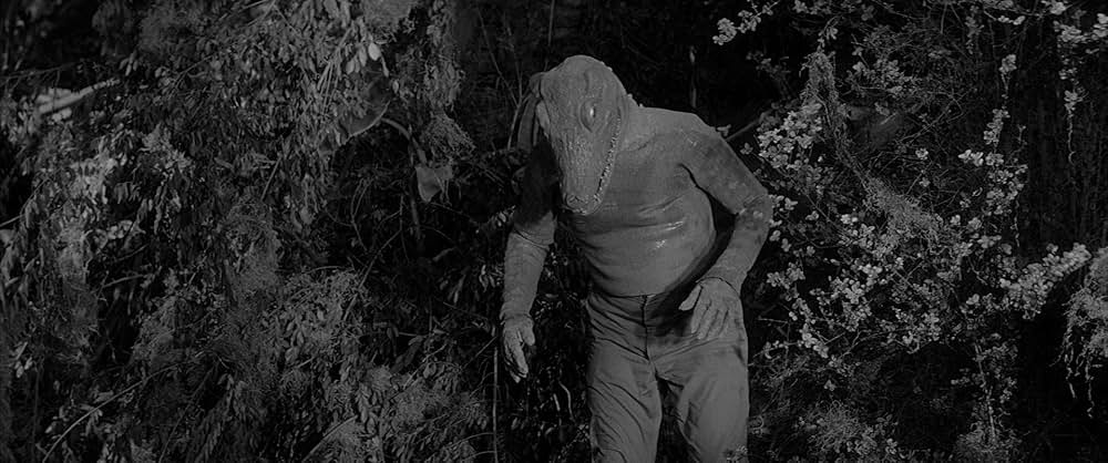 恐怖のワニ人間の画像