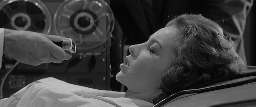 恐怖のワニ人間の画像