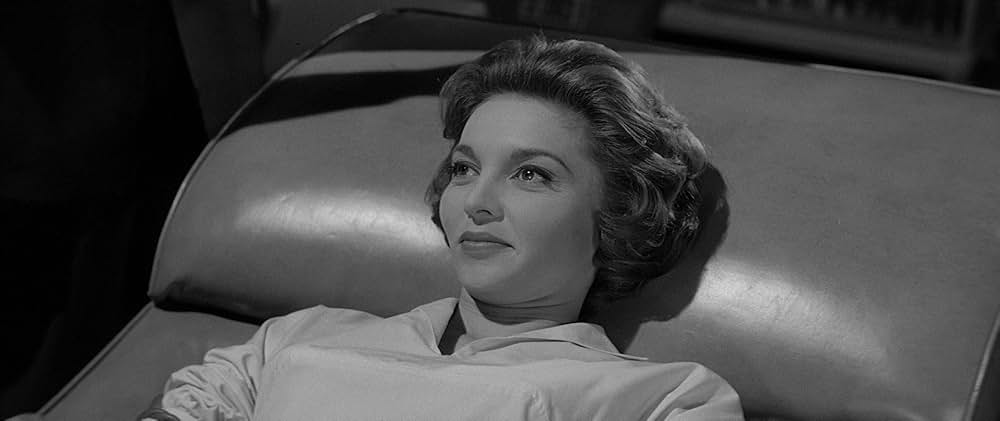 恐怖のワニ人間の画像