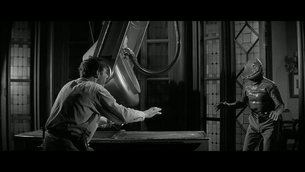 恐怖のワニ人間の画像