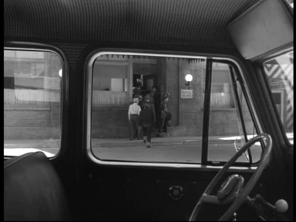 スーパーマンと地底人間の画像