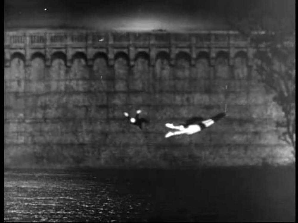 スーパーマンと地底人間の画像