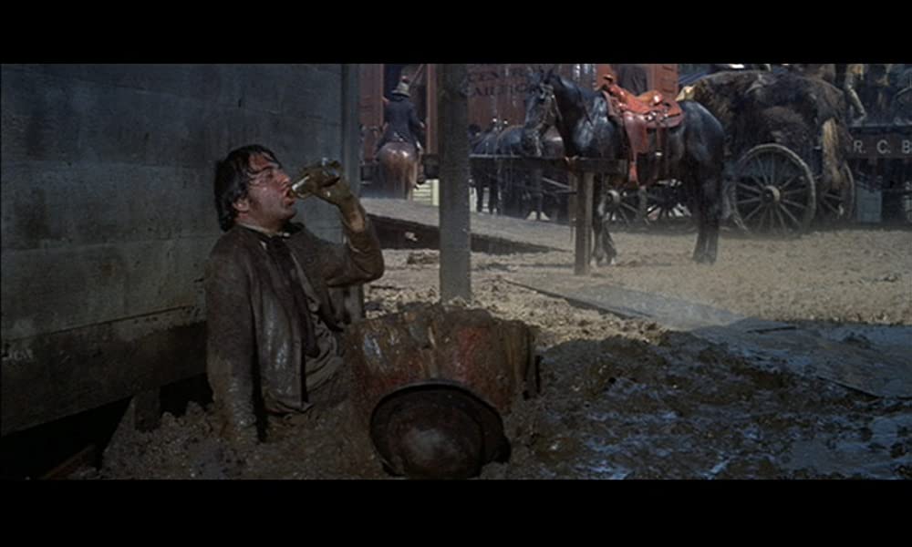 小さな巨人の画像