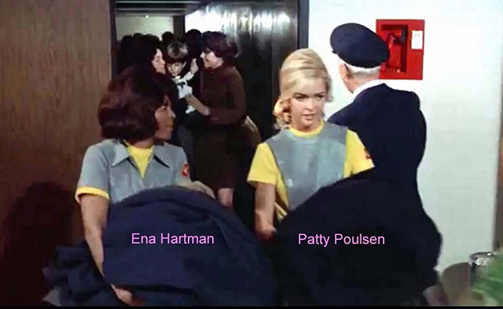 「大空港」Ena Hartman & Patty Poulsenの画像