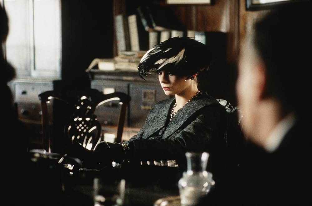 疑惑に抱かれての画像