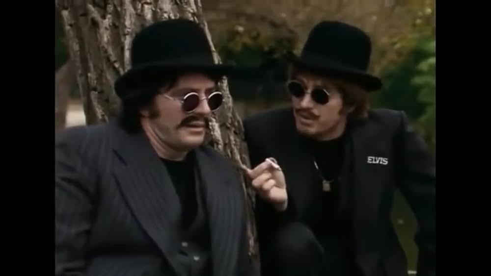 ザ・ビートルズ 1976ダコタ・ハウスにて…の画像