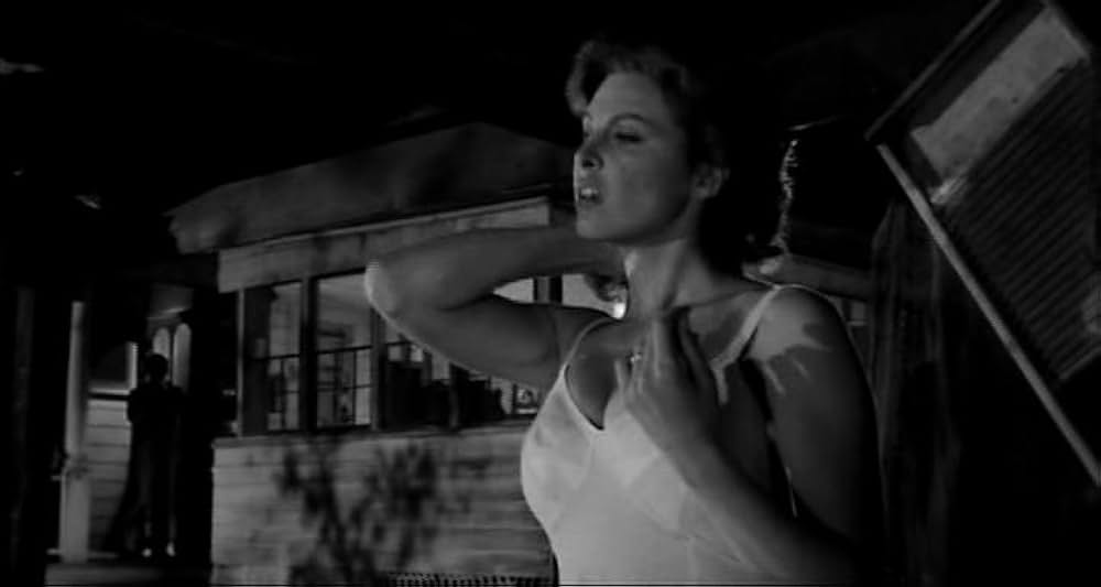 真昼の欲情の画像