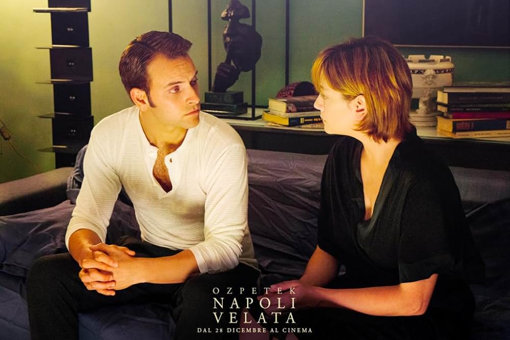 ナポリ、熟れた情事の画像