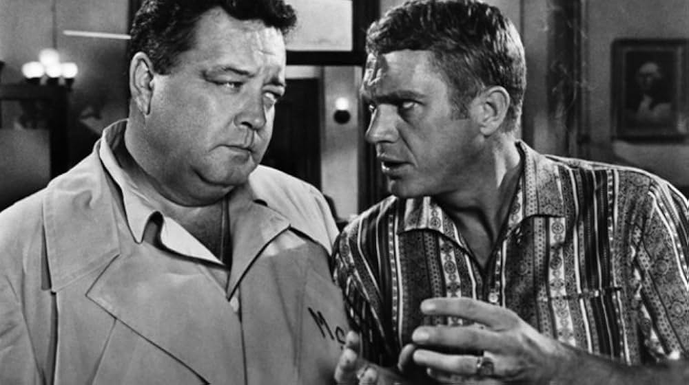 雨の中の兵隊の画像