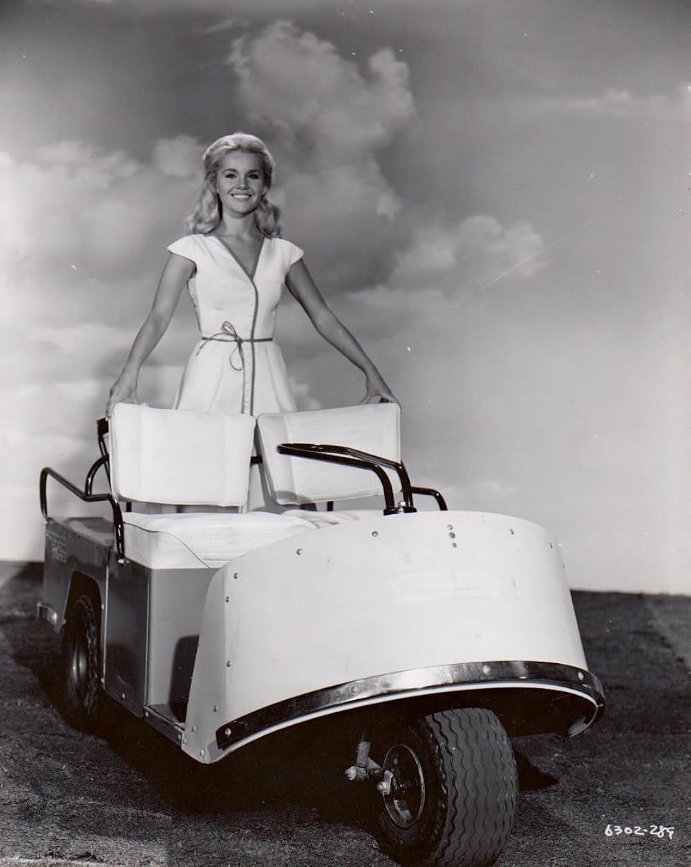 雨の中の兵隊の画像