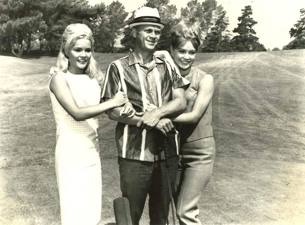 雨の中の兵隊の画像