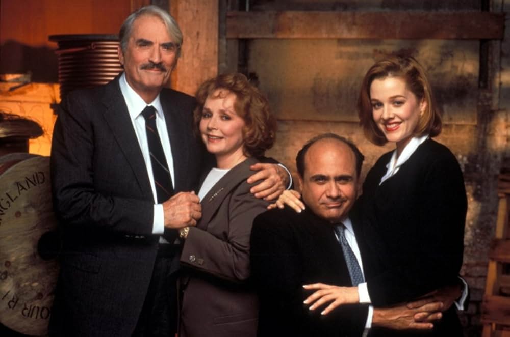 アザー・ピープルズ・マネーの画像