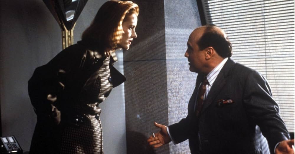 アザー・ピープルズ・マネーの画像