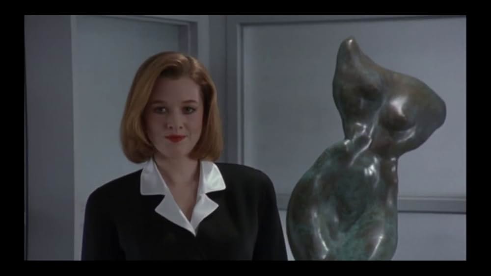 アザー・ピープルズ・マネーの画像