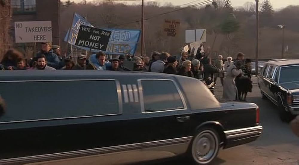 アザー・ピープルズ・マネーの画像