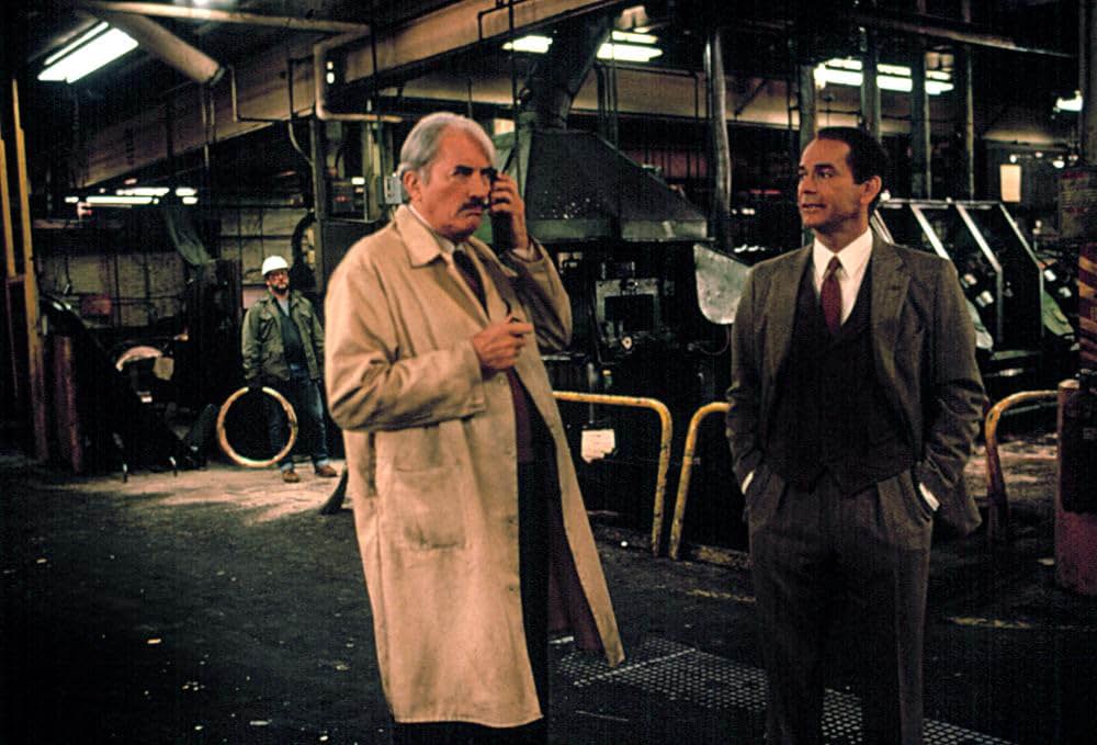 アザー・ピープルズ・マネーの画像