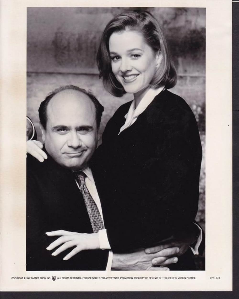 アザー・ピープルズ・マネーの画像