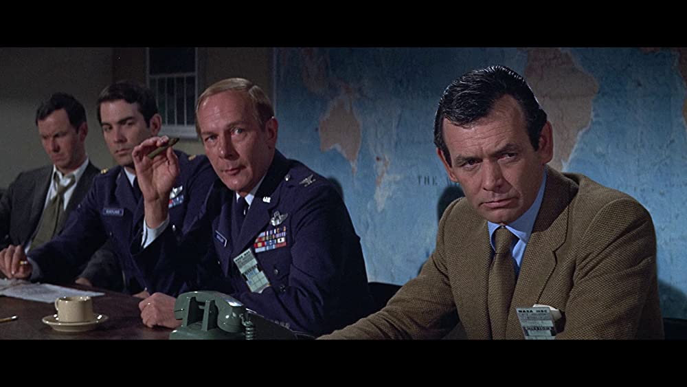 宇宙からの脱出の画像