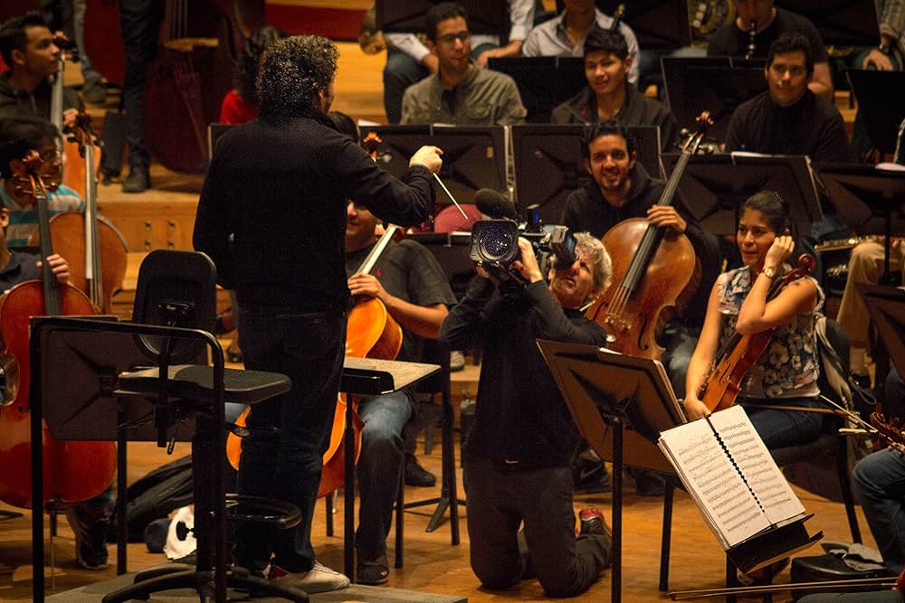 ビバ・マエストロ！ 指揮者ドゥダメルの挑戦の画像