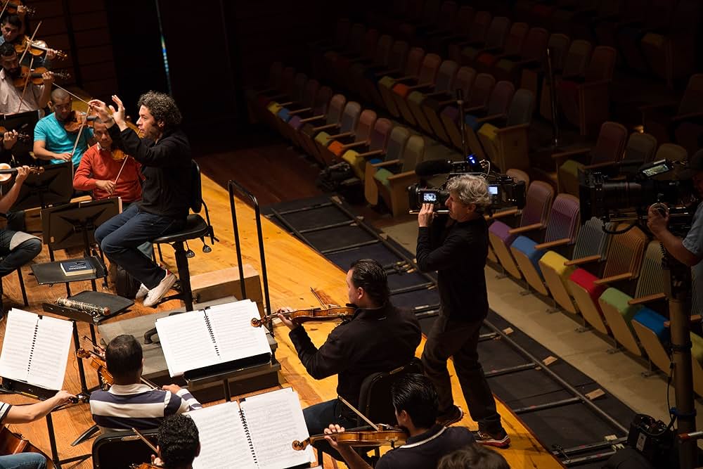 ビバ・マエストロ！ 指揮者ドゥダメルの挑戦の画像