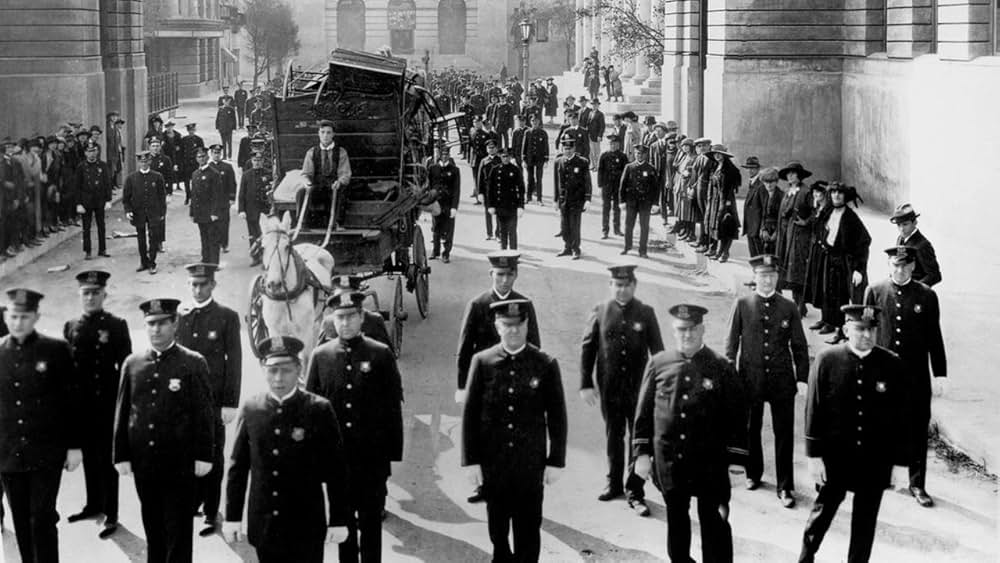 キートンの警官騒動の画像