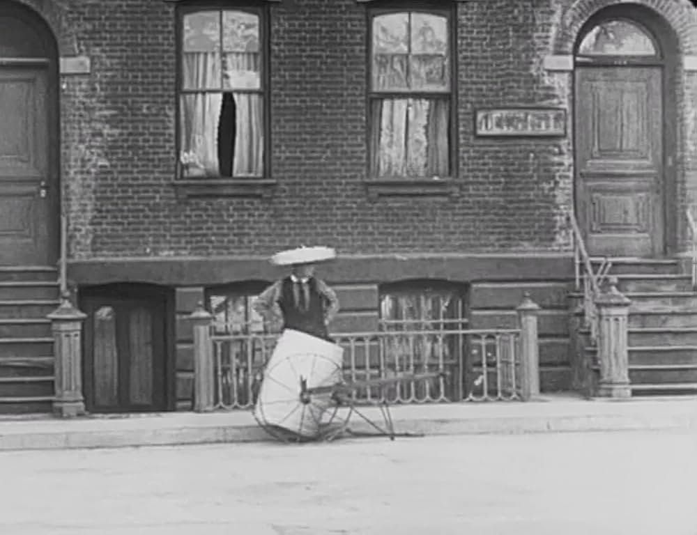 キートンの警官騒動の画像