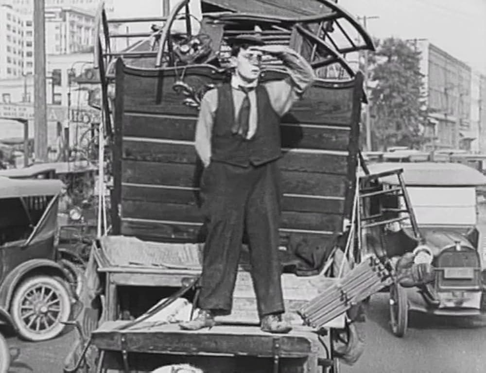 キートンの警官騒動の画像