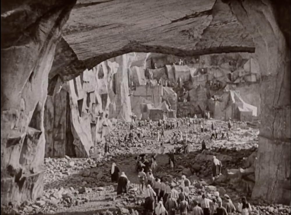 戦艦くろがね号の画像