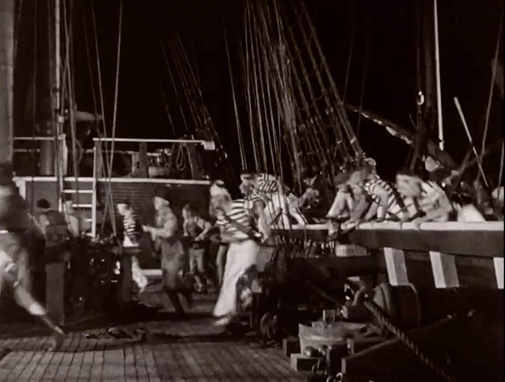 戦艦くろがね号の画像