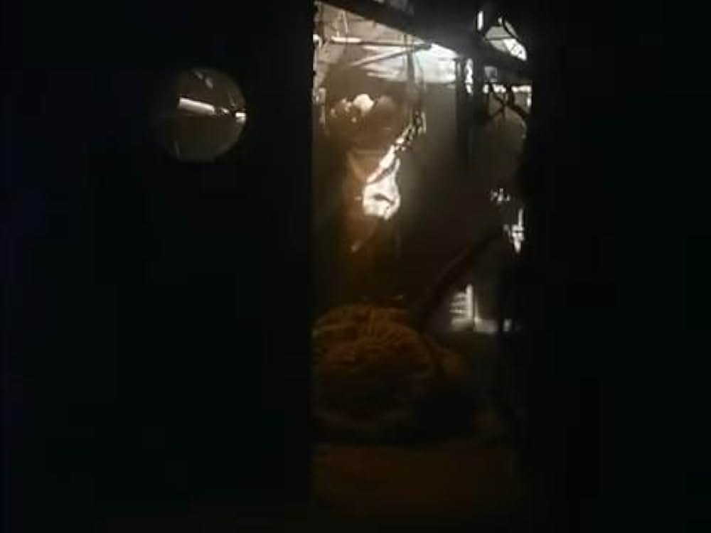 血に飢えた白い砂浜／ブラッド・ビーチ／謎の巨大生物！ギャルまるかじりの画像