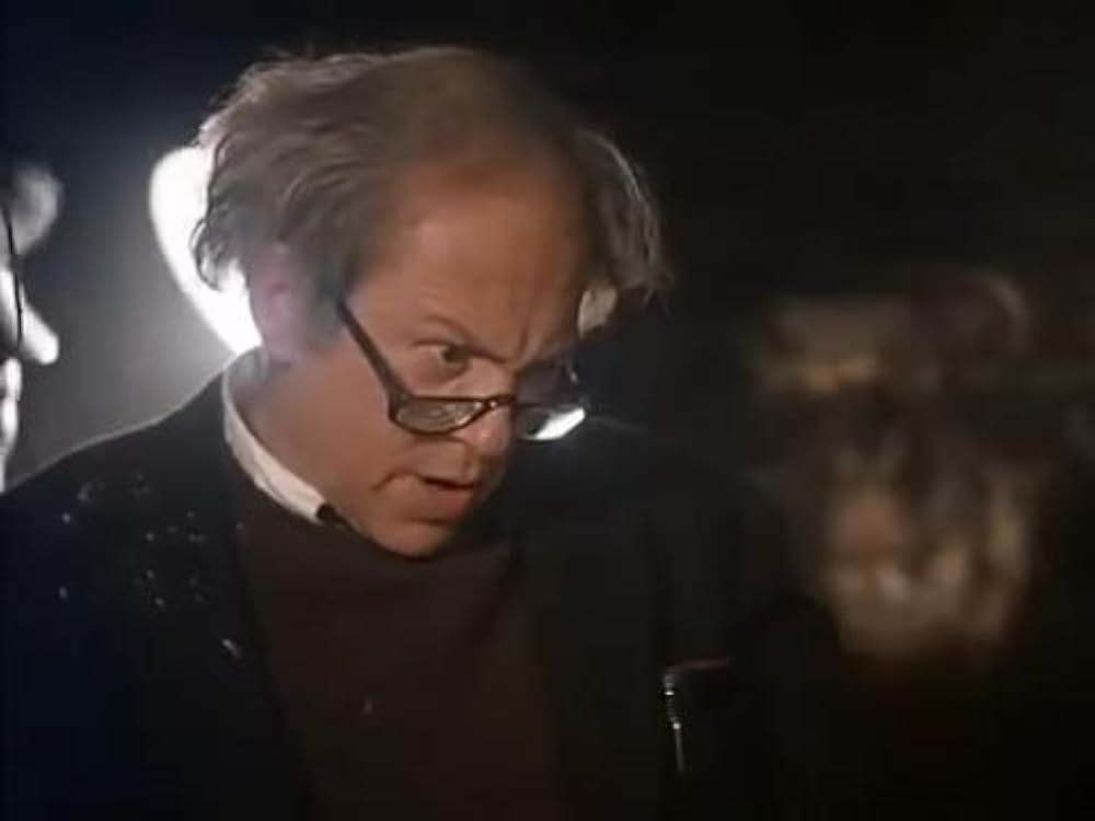 血に飢えた白い砂浜／ブラッド・ビーチ／謎の巨大生物！ギャルまるかじりの画像