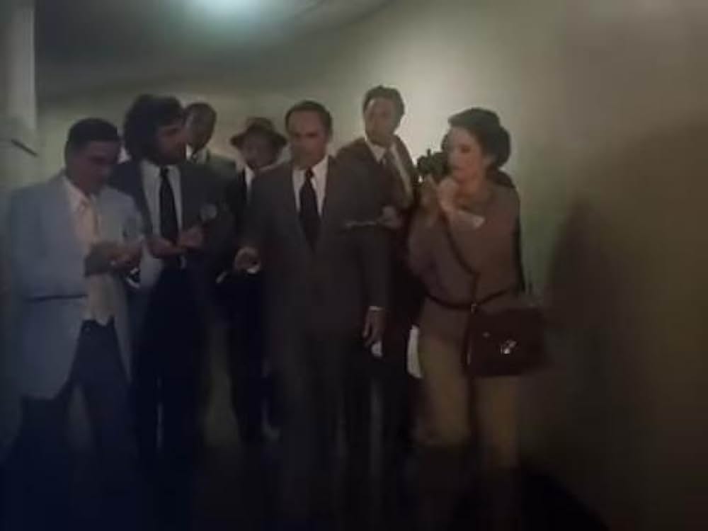 血に飢えた白い砂浜／ブラッド・ビーチ／謎の巨大生物！ギャルまるかじりの画像