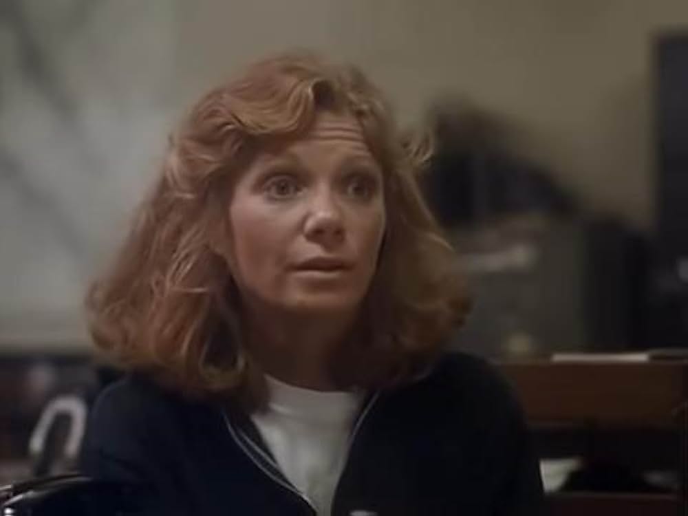 血に飢えた白い砂浜／ブラッド・ビーチ／謎の巨大生物！ギャルまるかじりの画像