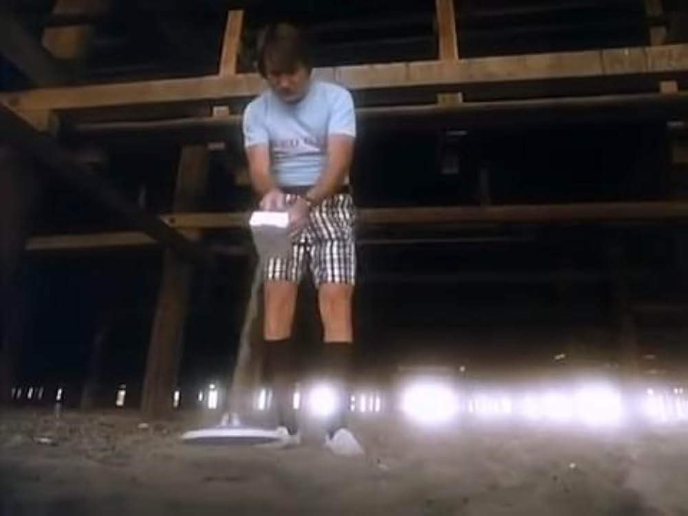 血に飢えた白い砂浜／ブラッド・ビーチ／謎の巨大生物！ギャルまるかじりの画像